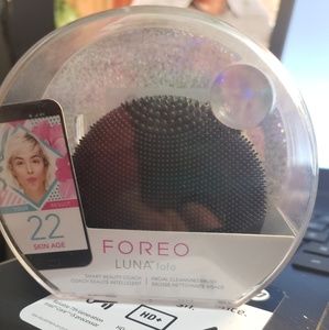 Luna FoFo Facial cleaner